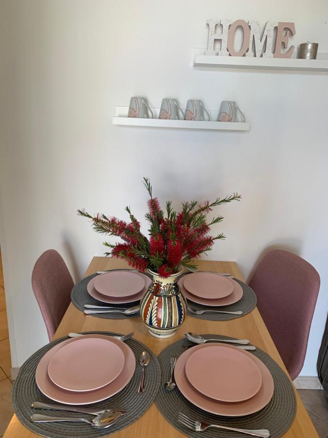 Villa Ulika - 3 Apt For 4 Persons Πούλα Εξωτερικό φωτογραφία